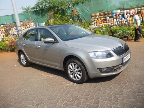 Used Skoda Octavia 2.0 TDI AT Style Plus 2015 for sale