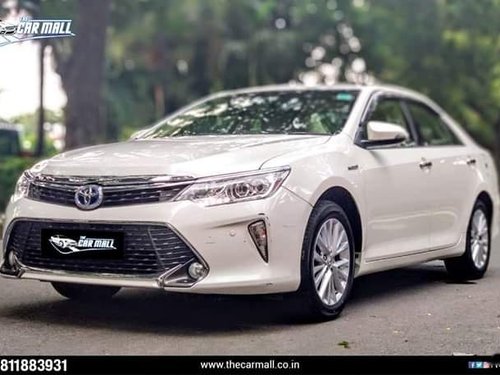 Used Toyota Camry 2016 car at low price