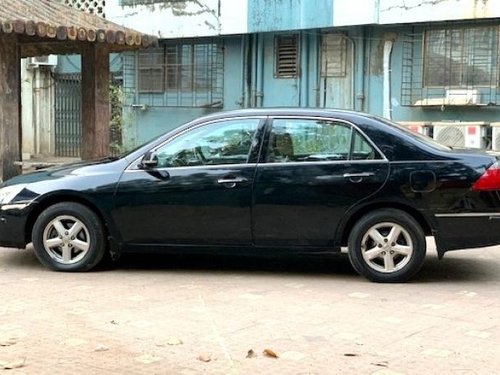 Used Honda Accord 2008 car at low price