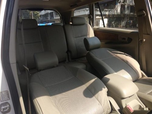 Toyota Innova 2.5 G (Diesel) 8 Seater BS IV by owner 