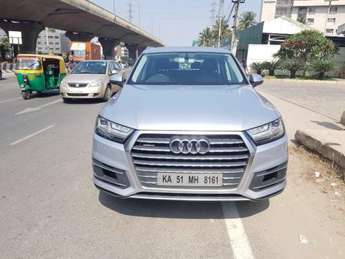 Used Audi Q7 2016 car at low price