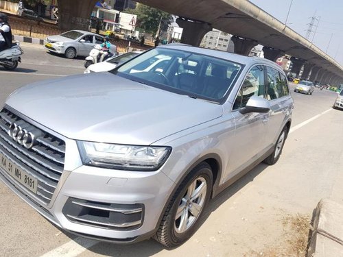 Used Audi Q7 2016 car at low price