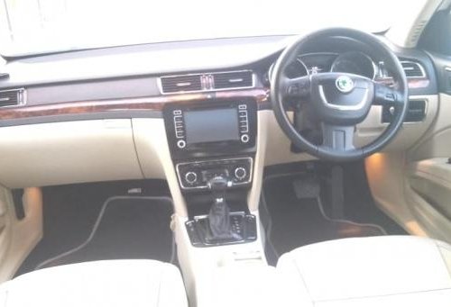 Skoda Superb Elegance 1.8 TSI AT 2013 for sale