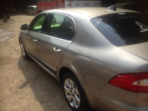 Used Skoda Superb 2009-2014 car at low price