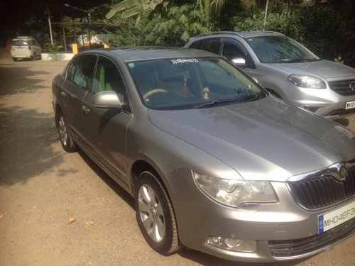 Used Skoda Superb 2009-2014 car at low price