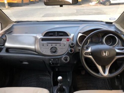 Used Honda Jazz 2010 car at low price