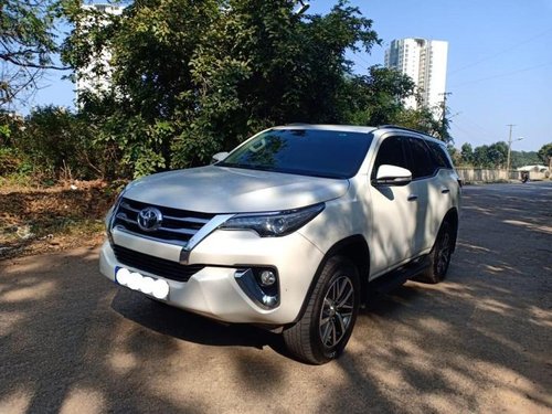 Toyota Fortuner 2.8 4WD MT  2017 for sale