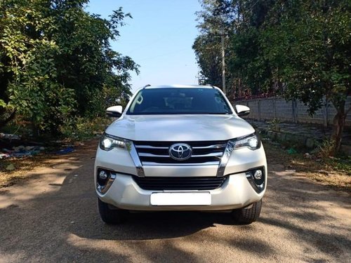 Toyota Fortuner 2.8 4WD MT  2017 for sale