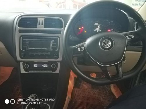 Volkswagen Polo 1.2 MPI Highline 2015 for sale