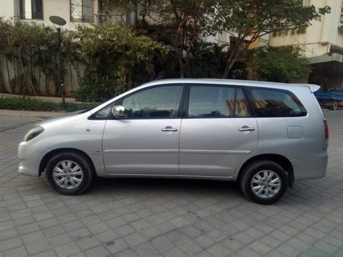 Toyota Innova 2.5 VX 8 STR 2011 for sale