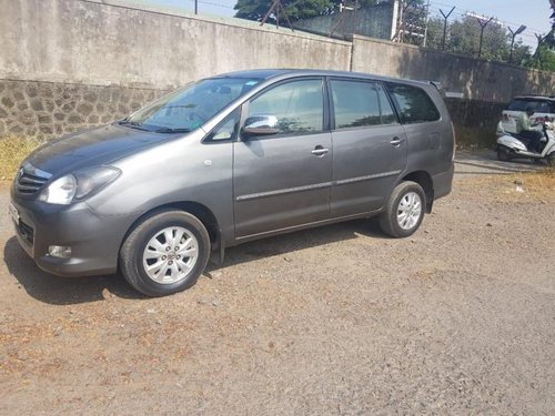 Toyota Innova 2004-2011 2009 for sale