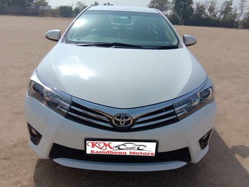 Used Toyota Corolla Altis 2014 car at low price