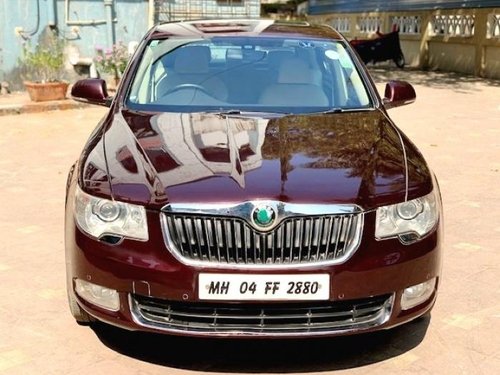 Used Skoda Superb 2009-2014 car for sale at low price