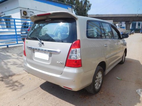 Used 2013 Toyota Innova car at low price