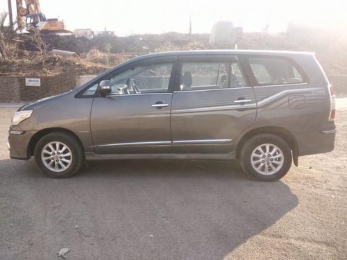 Used 2014 Toyota Innova car at low price