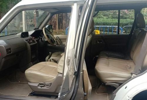 Mitsubishi Pajero Sport 2.8 SFX BSIV Dual Tone by owner