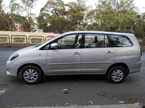 Used Toyota Innova 2009 car at low price