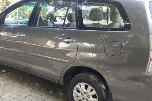 Used Toyota Innova 2004-2011 car at low price