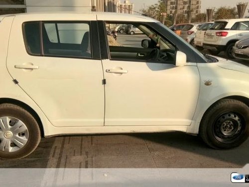 Used Maruti Suzuki Swift 2010 car at low price