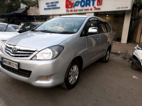 Toyota Innova 2.5 V Diesel 8-seater 2011 for sale