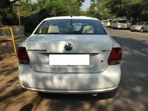 Volkswagen Vento 1.6 Highline 2013 for sale