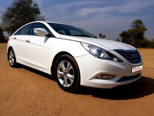 Used Hyundai Sonata Embera car 2012 for sale at low price