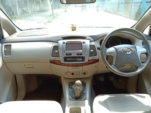 Used Toyota Innova 2013 car at low price