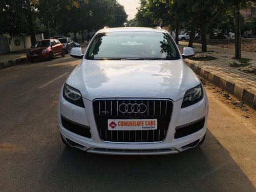 Used Audi Q7 2011 car at low price