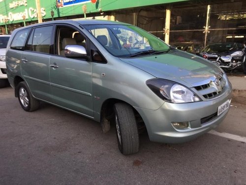 Used Toyota Innova 2008 car at low price