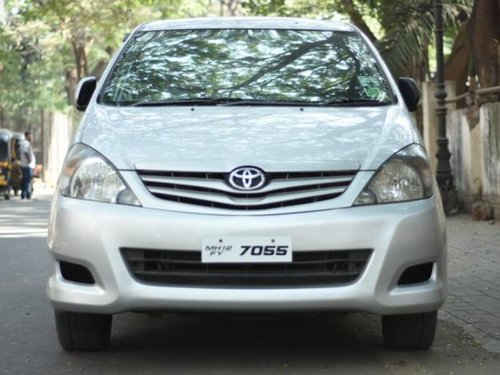 Toyota Innova 2004-2011 2010 for sale