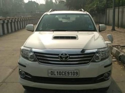 Toyota Fortuner 4x4 AT 2015 for sale