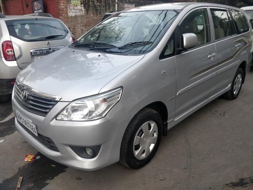 Toyota Innova 2.5 GX 7 STR 2013 for sale