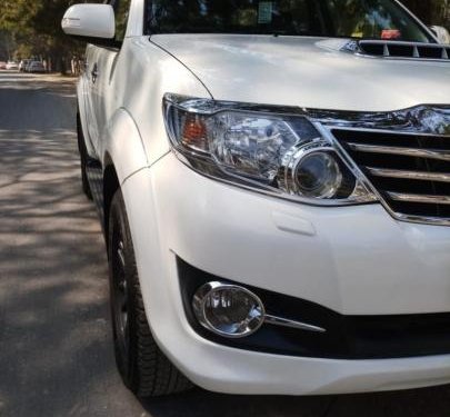 Toyota Fortuner 4x4 MT 2015 for sale