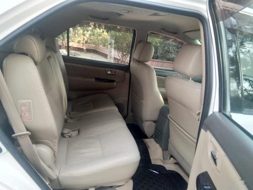 Toyota Fortuner 4x2 AT 2013 for sale