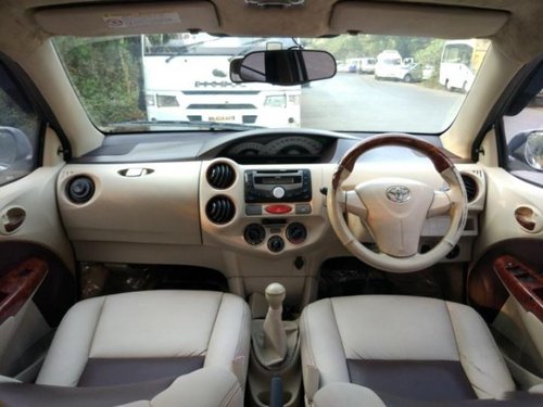 Used Toyota Platinum Etios 2011 car at low price