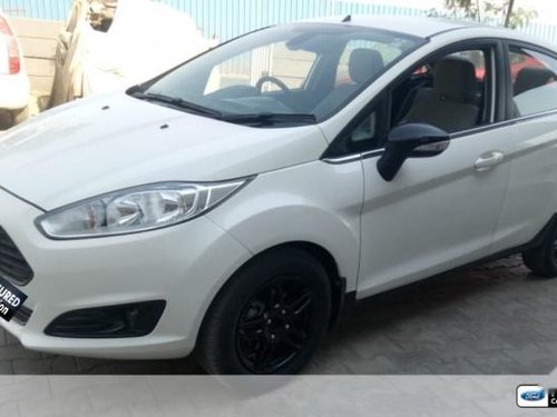 Used Ford Fiesta 2016 car at low price