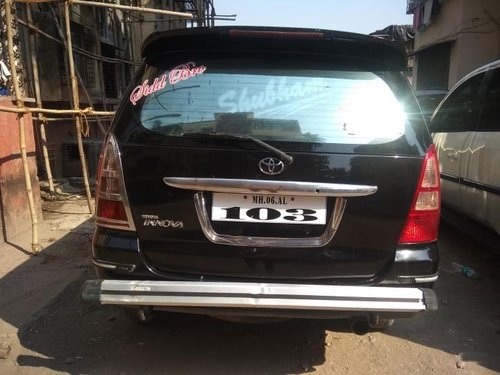 Used Toyota Innova 2007 car at low price