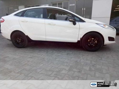Used Ford Fiesta 2016 car at low price