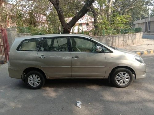 Toyota Innova 2004-2011 2009