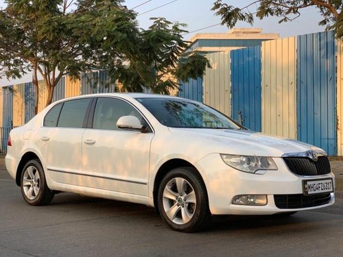 2013 Skoda Superb 2009-2014 for sale at low price