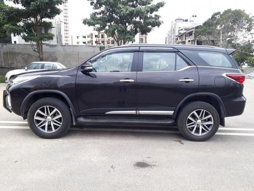 Used Toyota Fortuner 2.8 4WD AT 2017 for sale