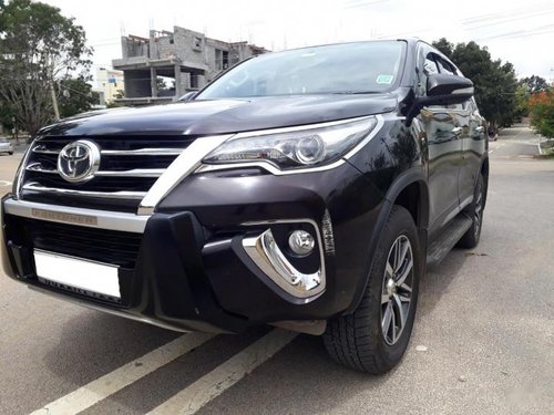 Used Toyota Fortuner 2.8 4WD AT 2017 for sale