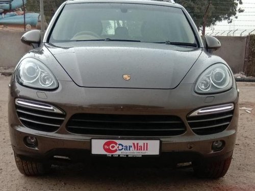 Used Porsche Cayenne car 2012 for sale at low price