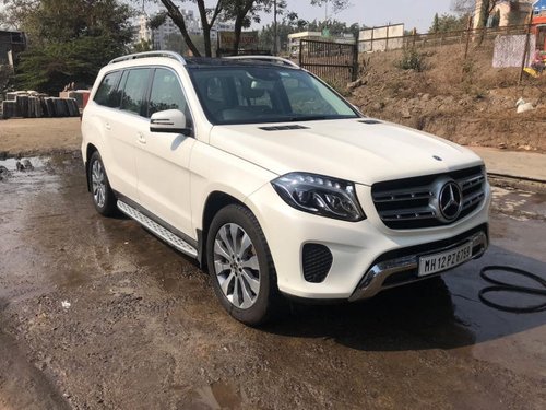 Used Mercedes Benz GLS car at low price