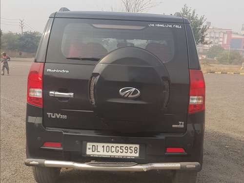 Mahindra TUV 300 T8 AMT 2015 for sale