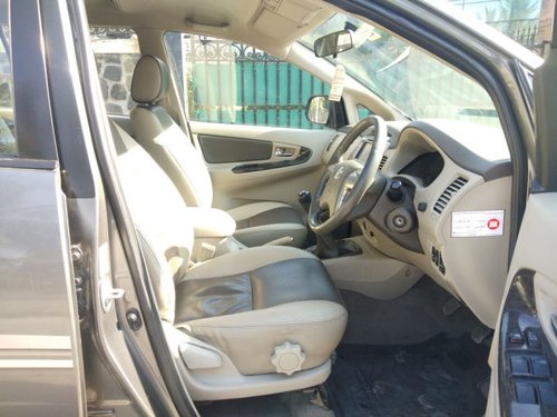Used Toyota Innova 2.5 ZX Diesel 7 Seater BSIII 2014 for sale