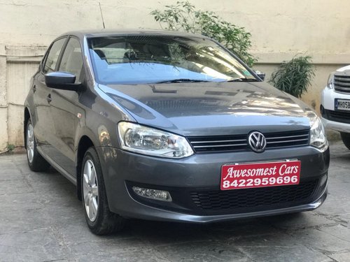 Volkswagen Polo Petrol Highline 1.2L 2011 for sale