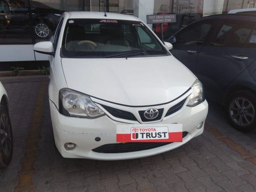 Used Toyota Etios Liva car 2015 for sale at low price
