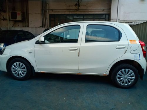 Used Toyota Etios Liva car 2015 for sale at low price