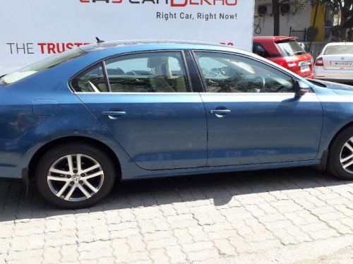 Volkswagen Jetta 2013-2015 2.0L TDI Highline AT 2015 for sale